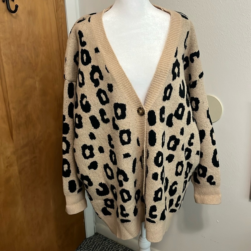 Oversized lightweight sweater